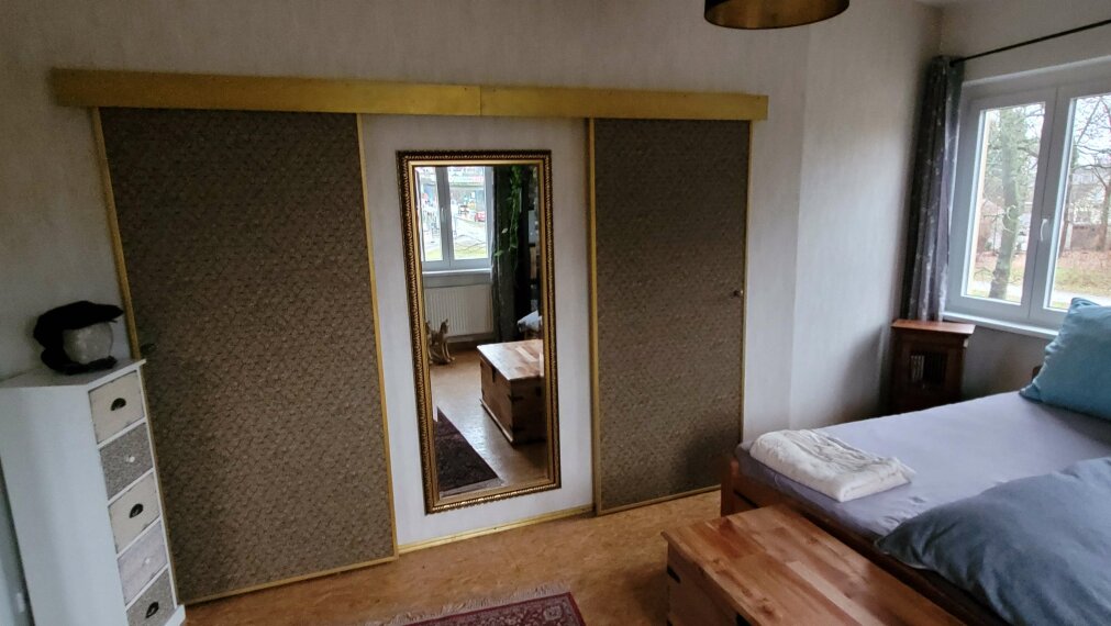 Einbaukleiderschrank