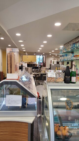 Eiscafe Blick vom Eingang